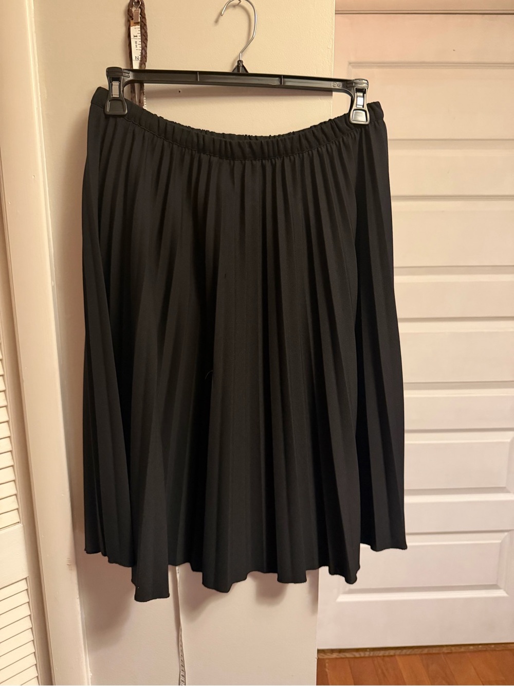 Alfred Dunner Black Pleated Circle Skirt